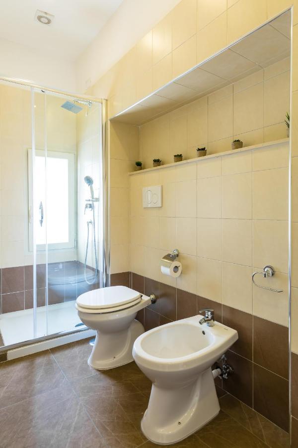 Bh Napoli Railway Hotel Buitenkant foto